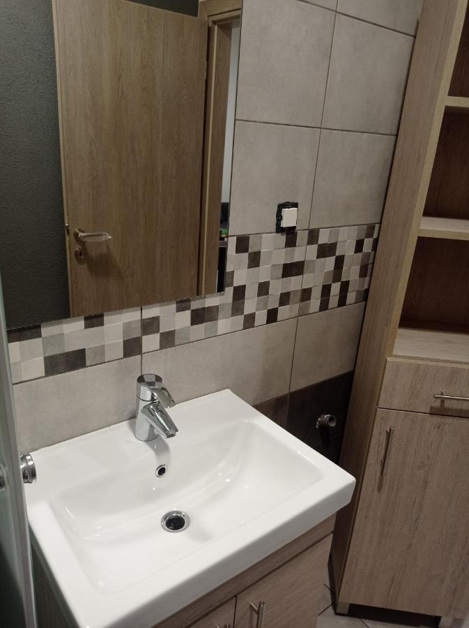 ניאה פלאגיה Nikos & Patras Houses מראה חיצוני תמונה