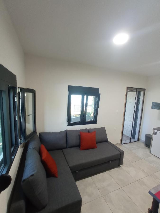 ניאה פלאגיה Nikos & Patras Houses מראה חיצוני תמונה