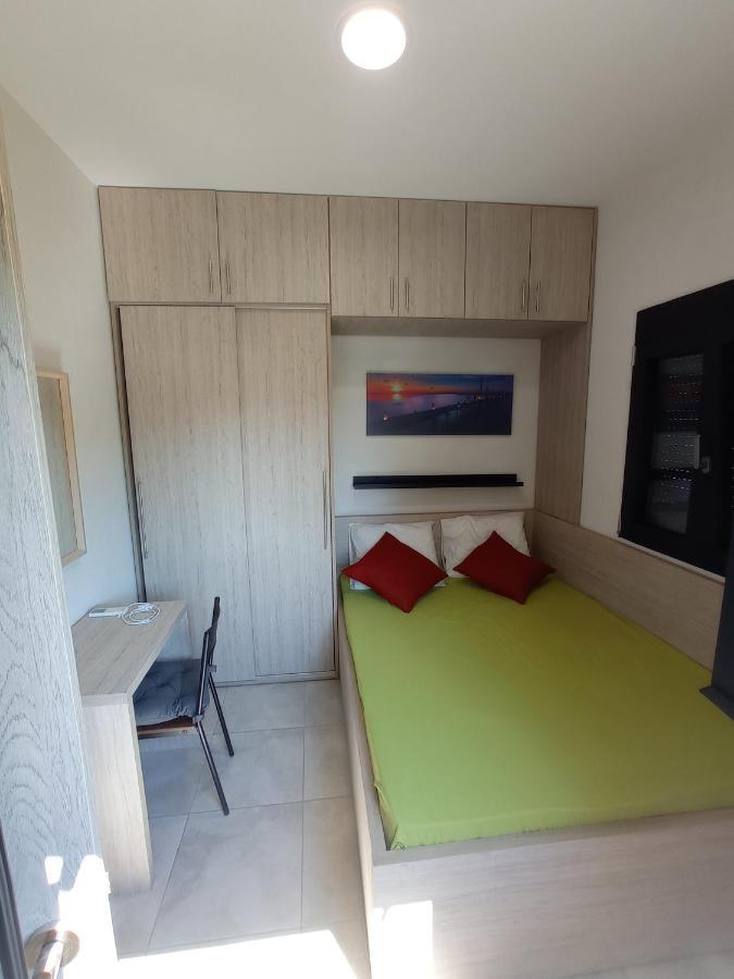 ניאה פלאגיה Nikos & Patras Houses מראה חיצוני תמונה